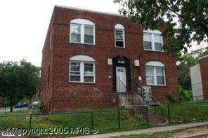 2817 Buena Vista Terrace - Photo 1