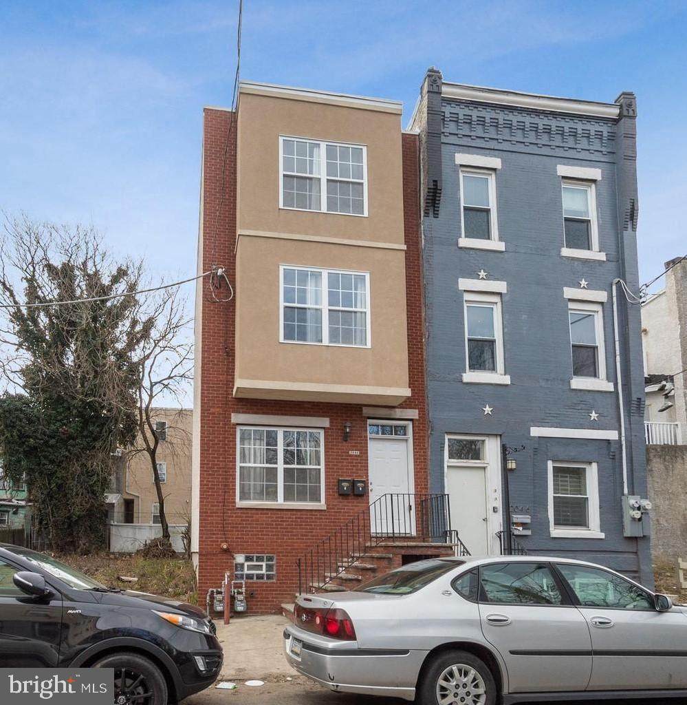 2044 18TH Street - Photo 1