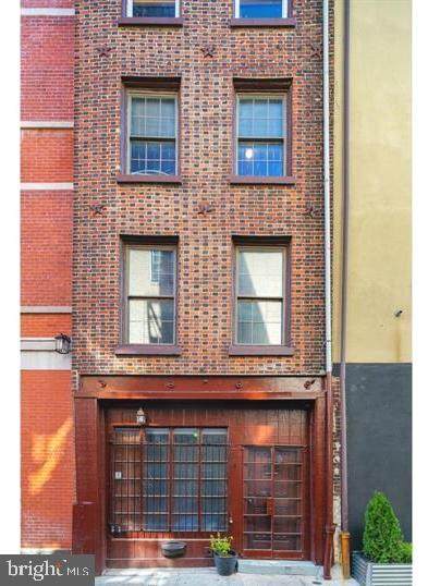 4 Strawberry Street - Photo 1