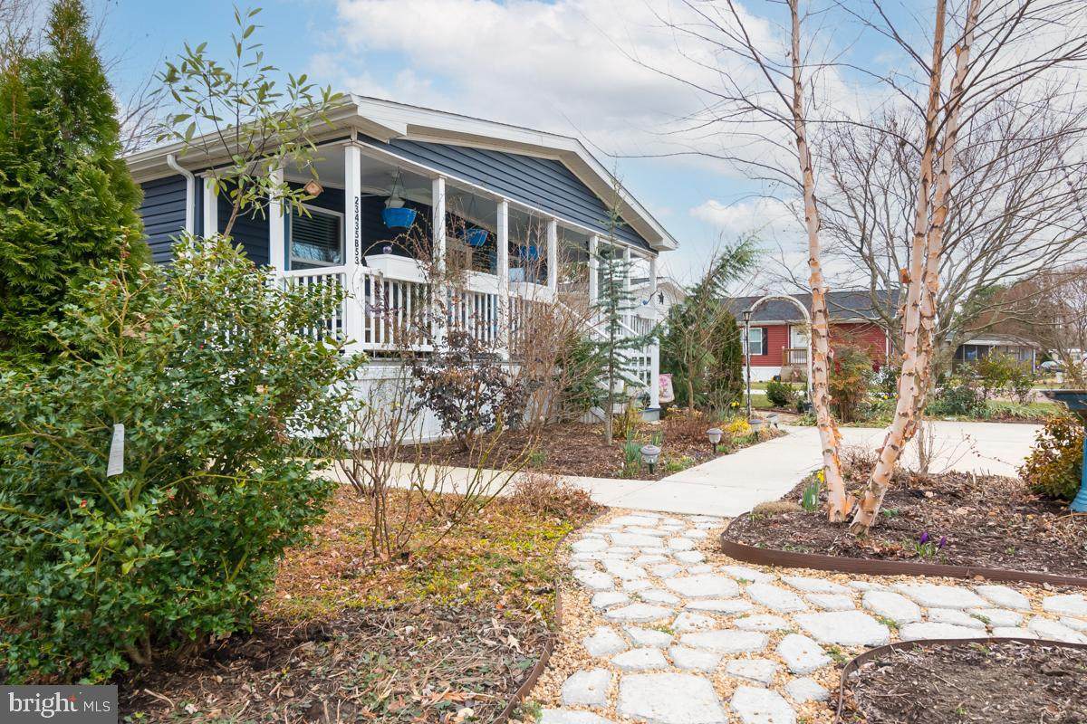 23435 Beacon Court - Photo 1