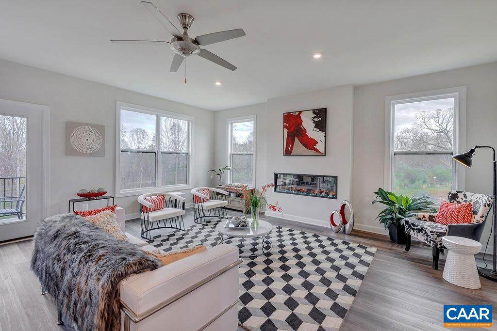 4 Fowler Cir - Photo 1