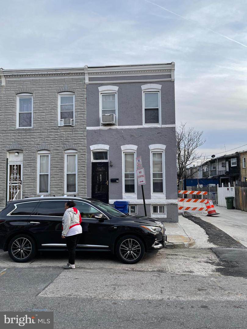401 27TH Street - Photo 1