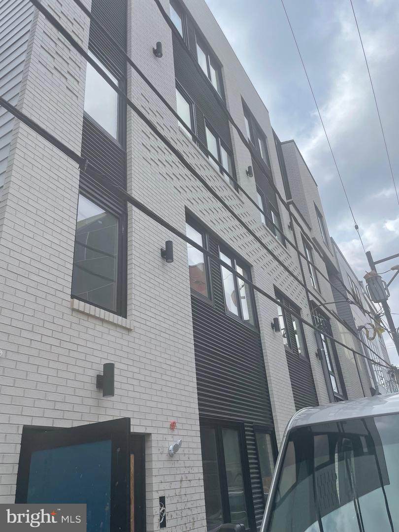 1309-11 Hope Street - Photo 1