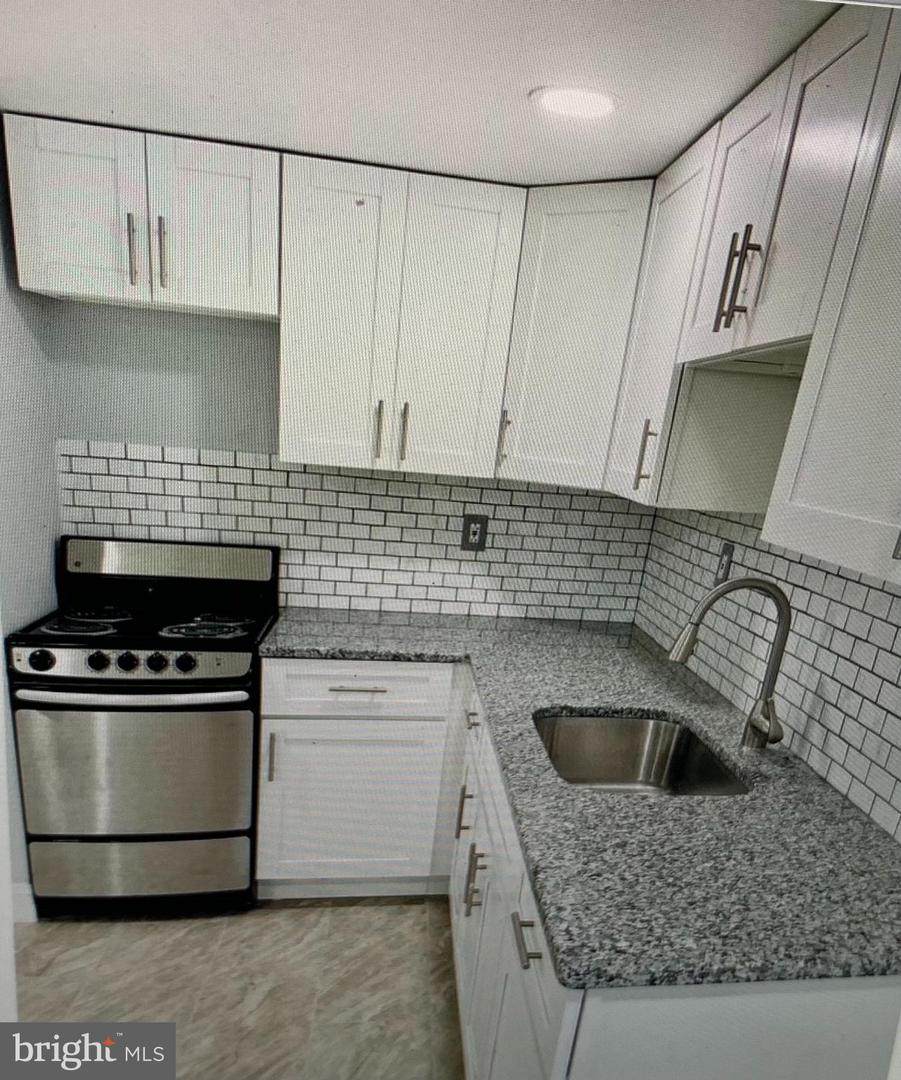 800 60TH Street - Photo 1