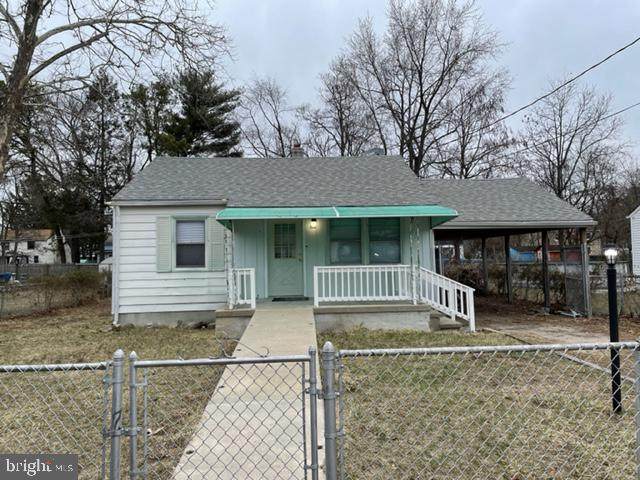 506 Willow Boulevard - Photo 1