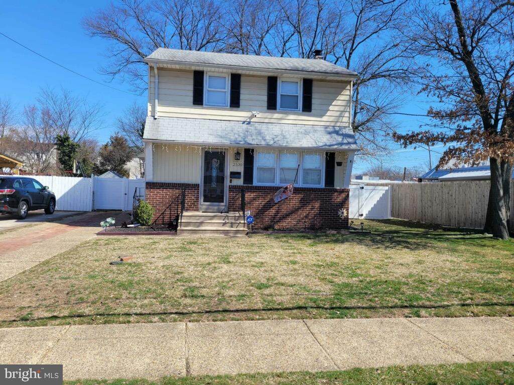 2530 48TH Street - Photo 1