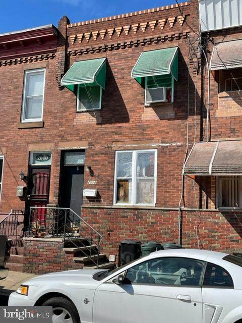 2008 Chadwick Street - Photo 1