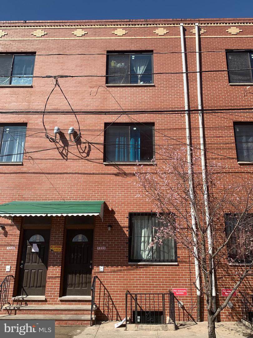 1222 Carlisle Street - Photo 1