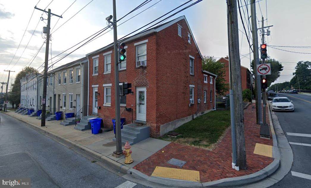 100-118 E South St - Photo 1