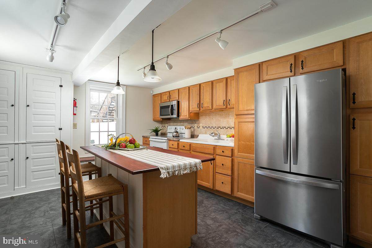 21 Garden Street - Photo 1