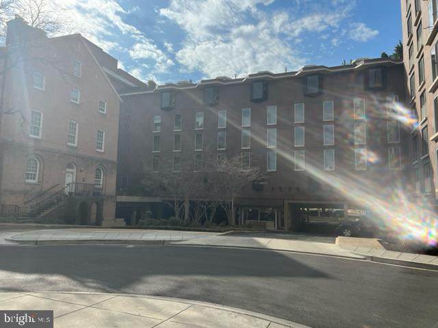 510 N Street - Photo 1