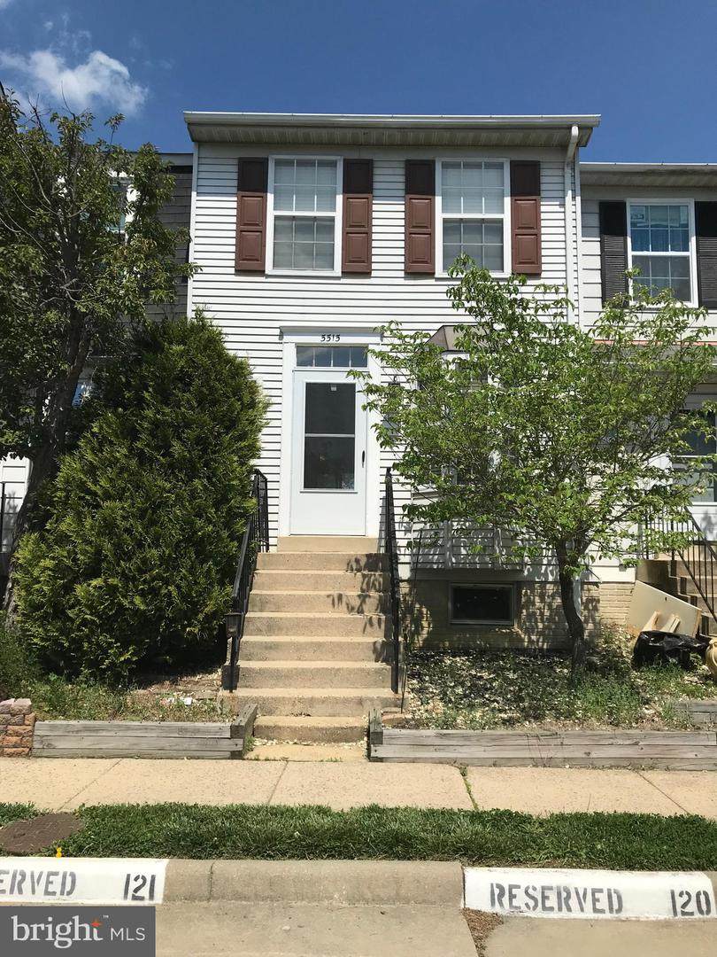 5515 Woodlawn Manor Court - Photo 1