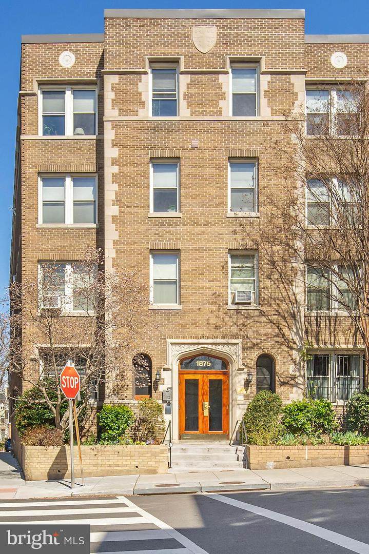 1875 Mintwood Place - Photo 1