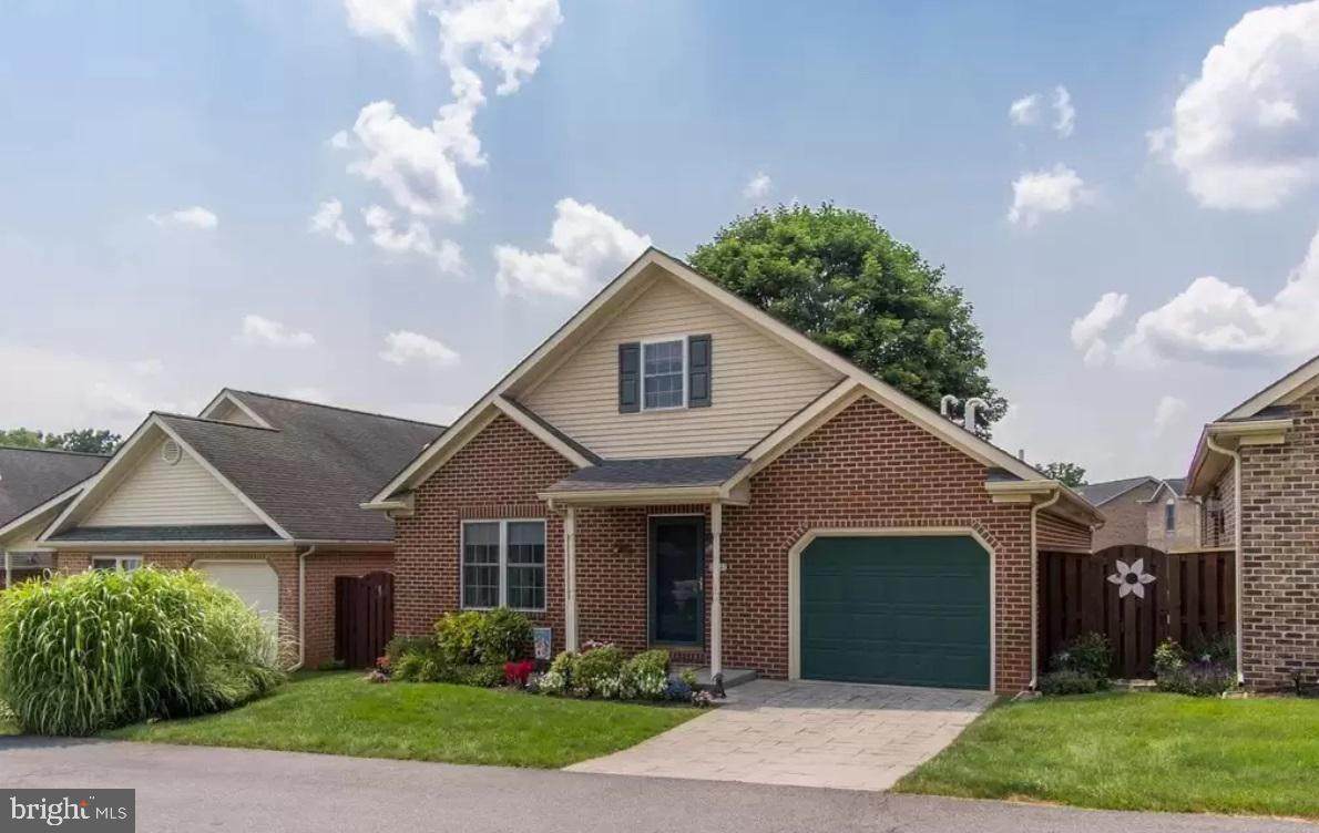 20447 Kings Crest Boulevard - Photo 1