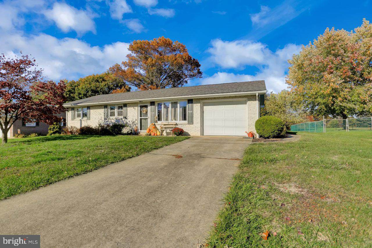 43 Sunny Lane - Photo 1