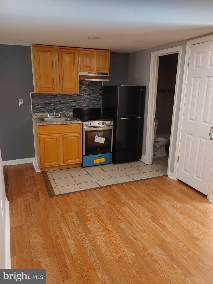 5914 Belmar Terrace - Photo 1