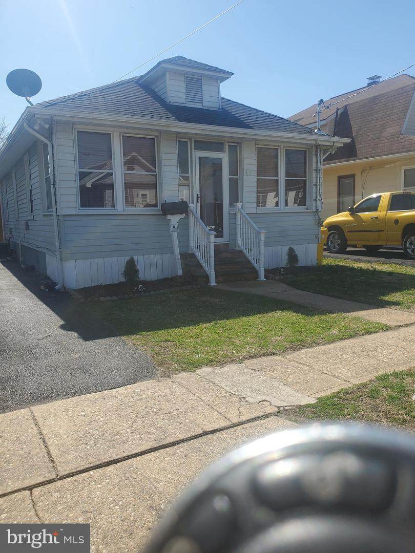 407 Hillcrest Avenue - Photo 1