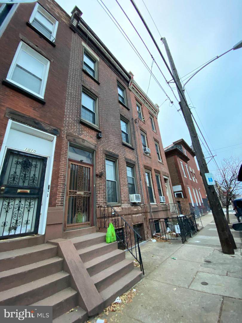 1408 9TH Street - Photo 1