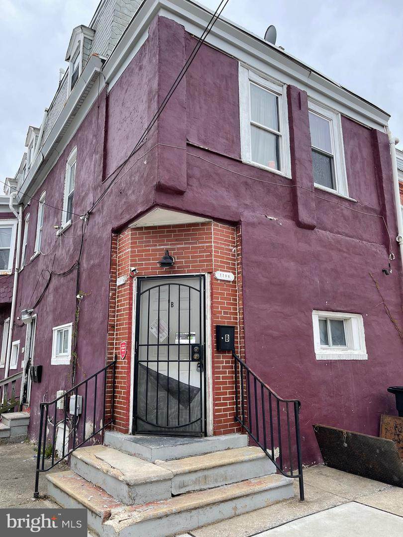 1240 Thatcher Street - Photo 1