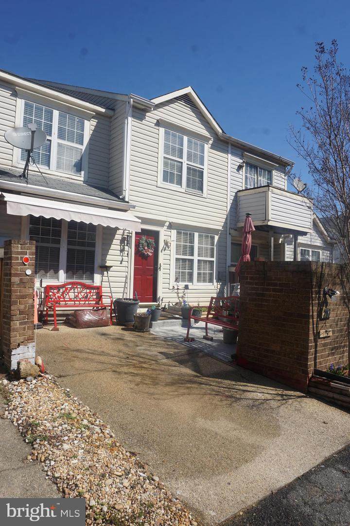 46351 Columbus Drive - Photo 1