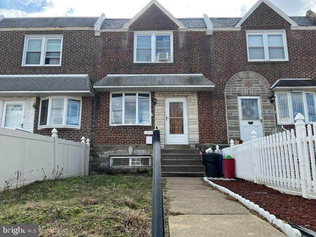2818 Gilham Street - Photo 1