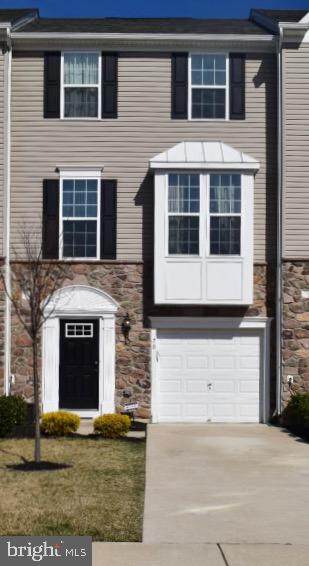 70 Benford Lane - Photo 1