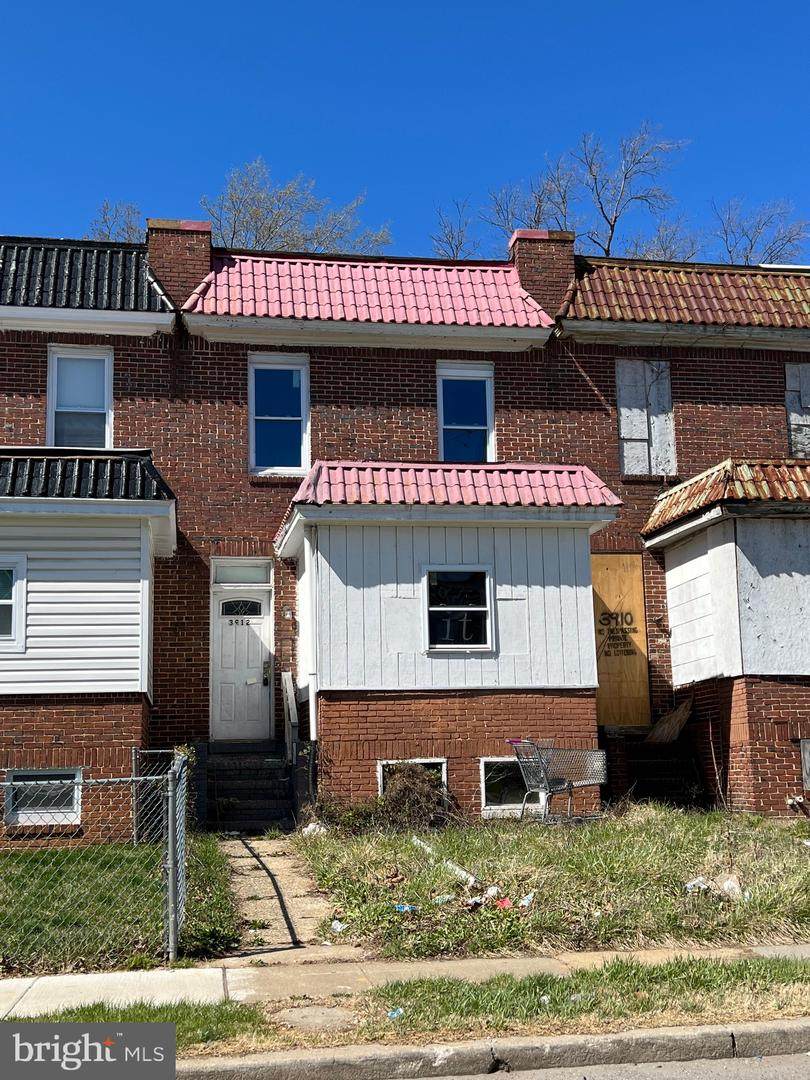 3912 Garrison Avenue - Photo 1