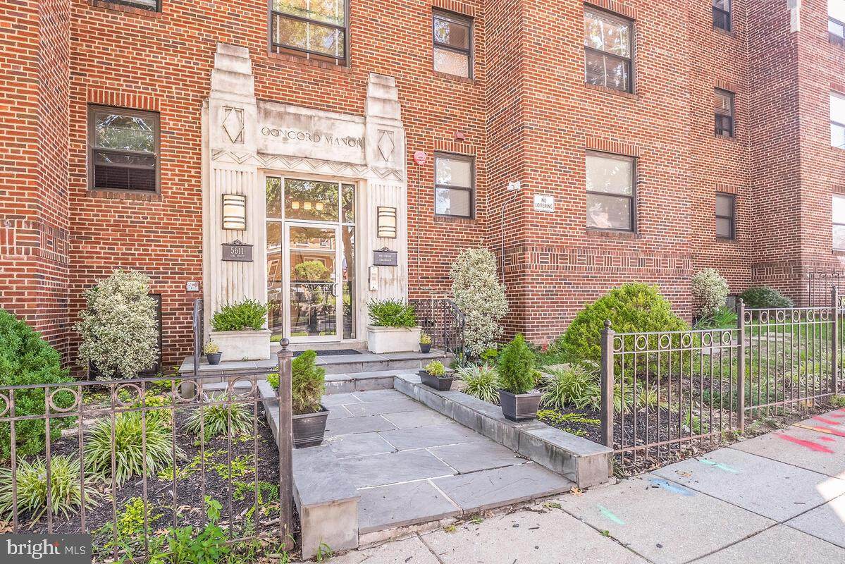 5611 5TH Street - Photo 1
