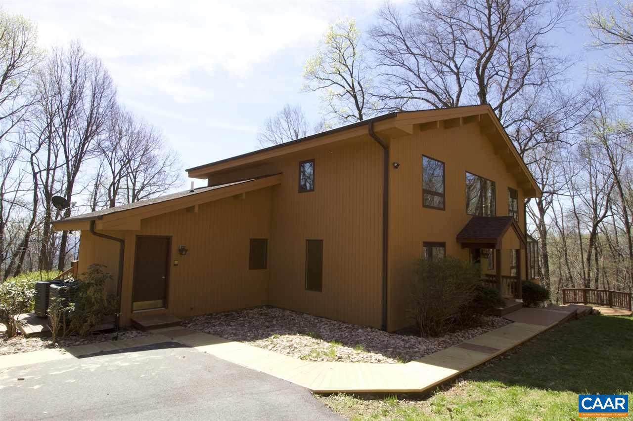 2370 Saddle Hollow Rd - Photo 1