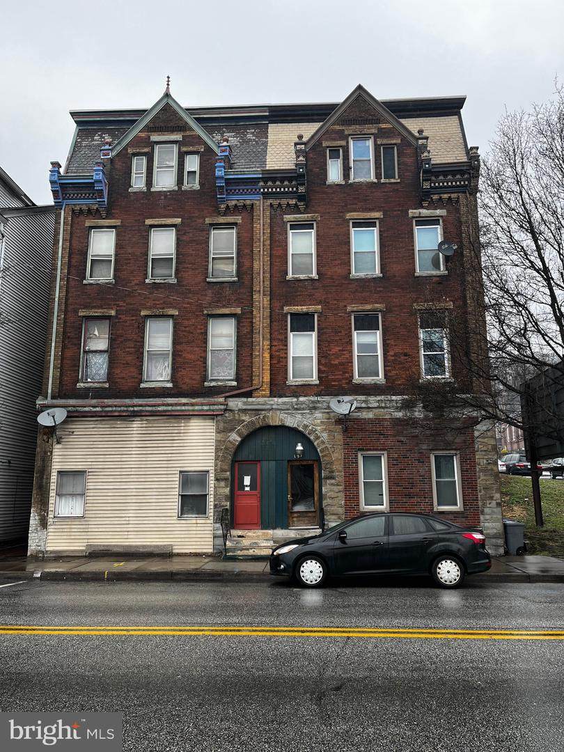 189 Front Street - Photo 1
