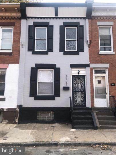 2725 Croskey Street - Photo 1