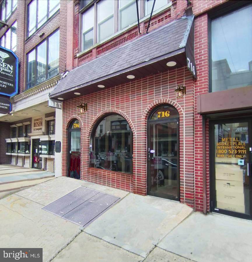 716 Sansom Street - Photo 1