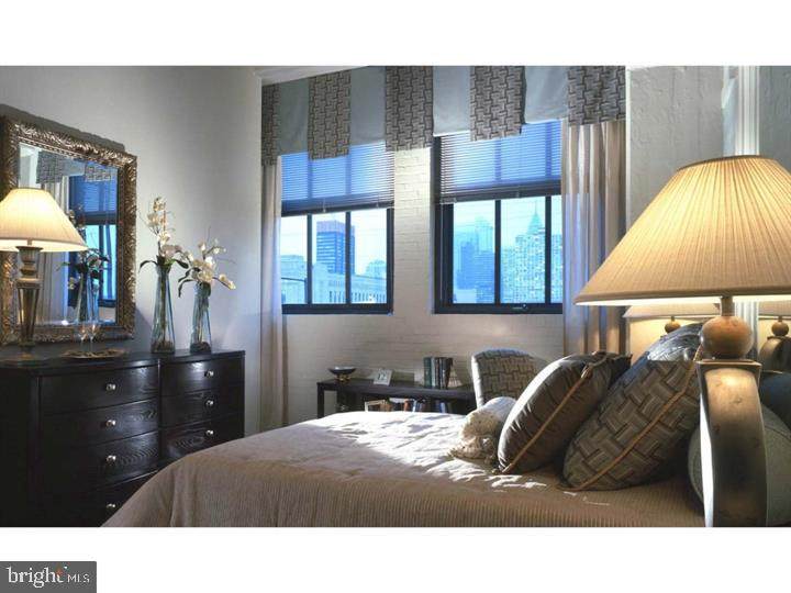 3131 Walnut Street - Photo 1
