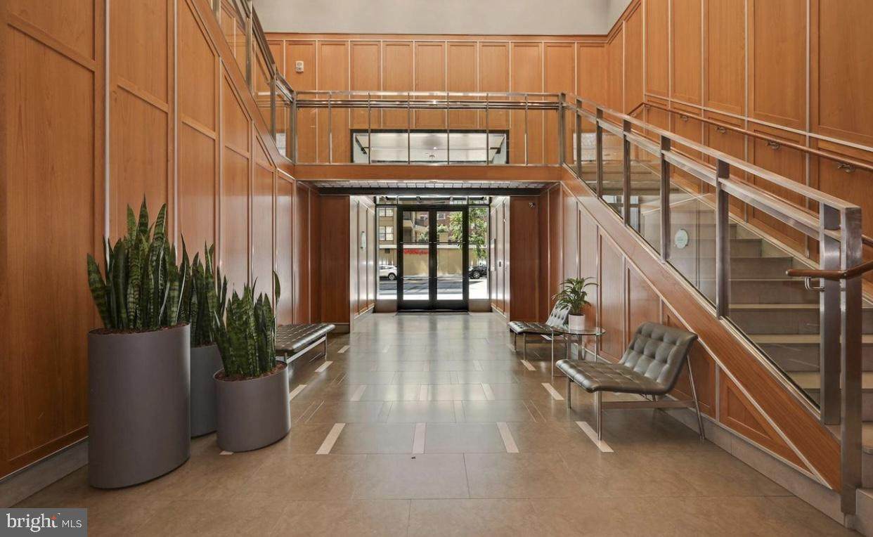 1133 14TH Street - Photo 1