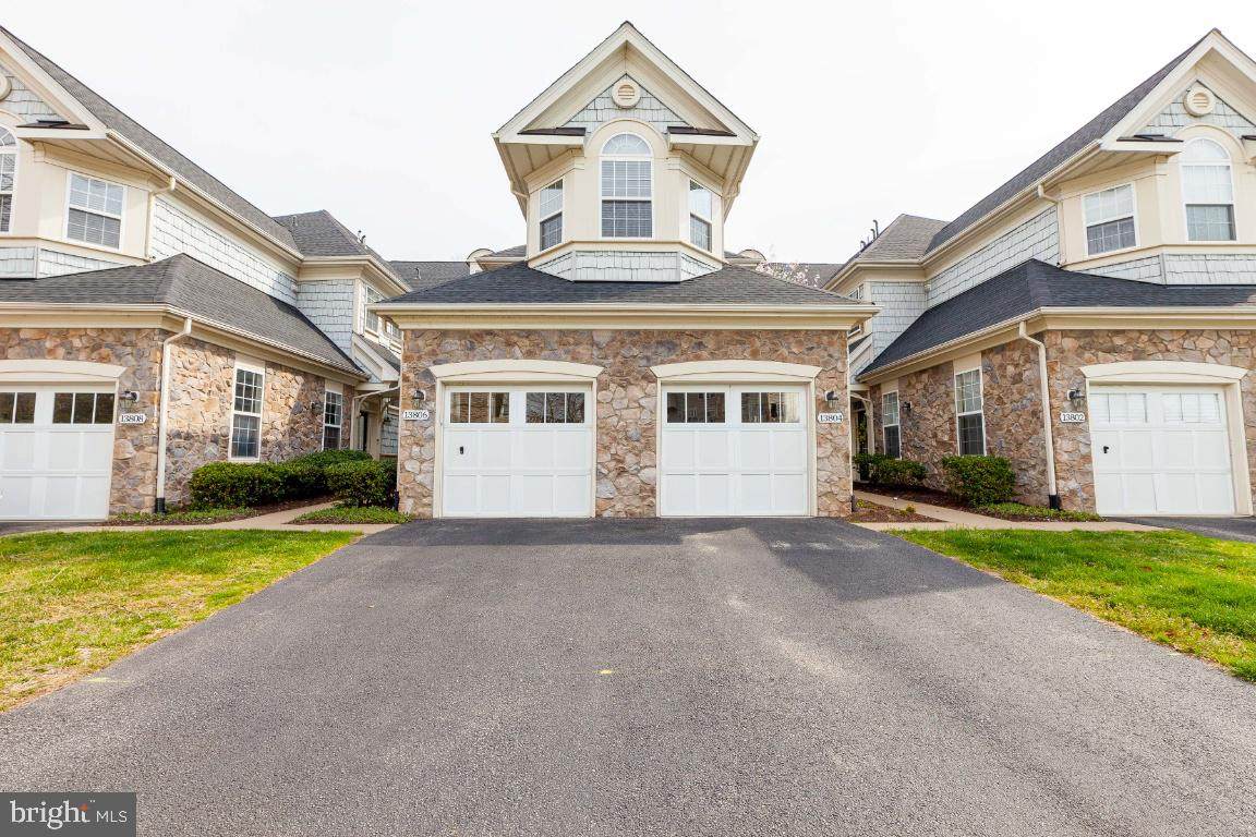 13804 Greendale Drive - Photo 1