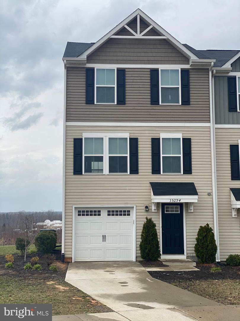 35294 Sara Court - Photo 1