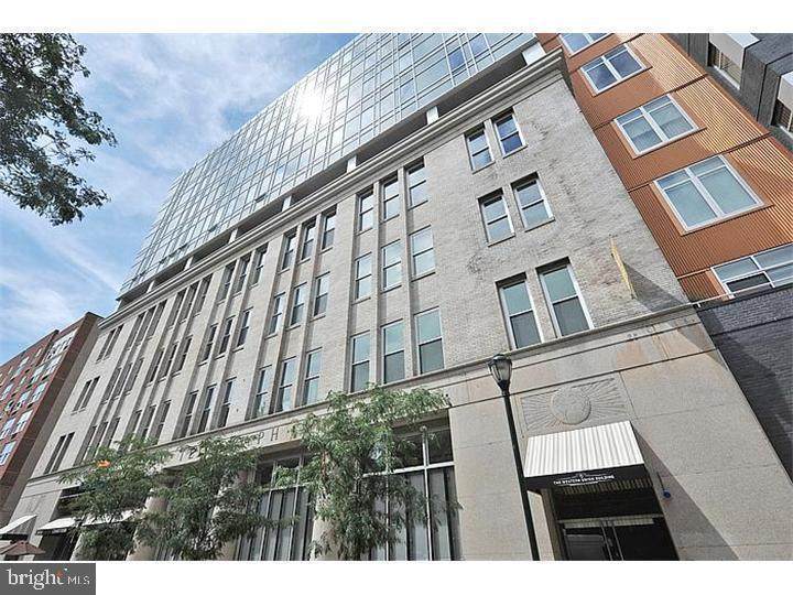 1101 Locust Street - Photo 1