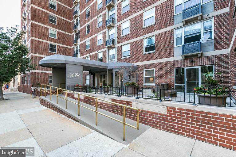 1101 Saint Paul - Photo 1