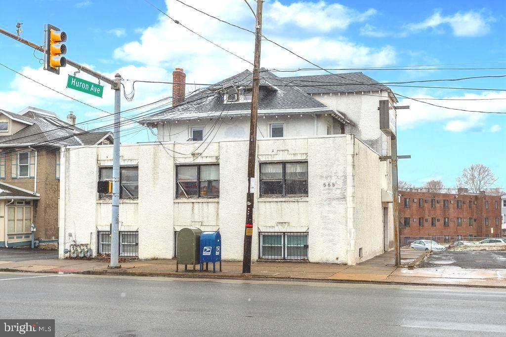 565 Chester Pike - Photo 1