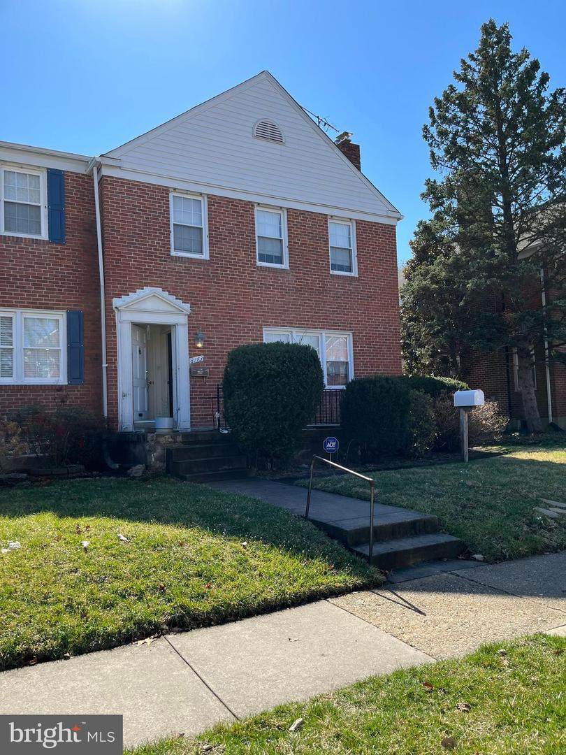 8143 Pleasant Plains Road - Photo 1
