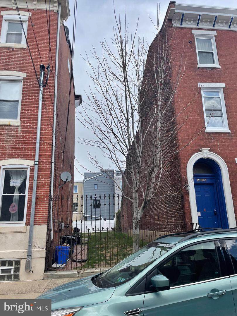 2061 York Street - Photo 1