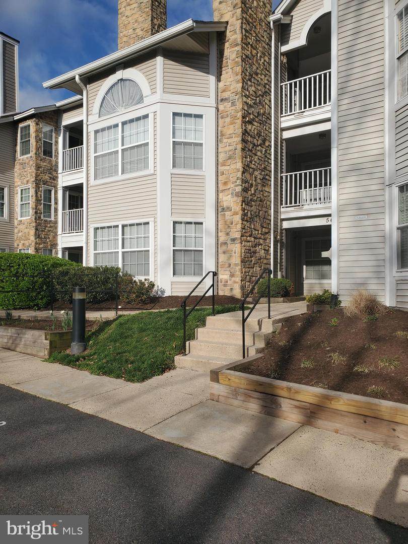 5604 Willoughby Newton Drive - Photo 1