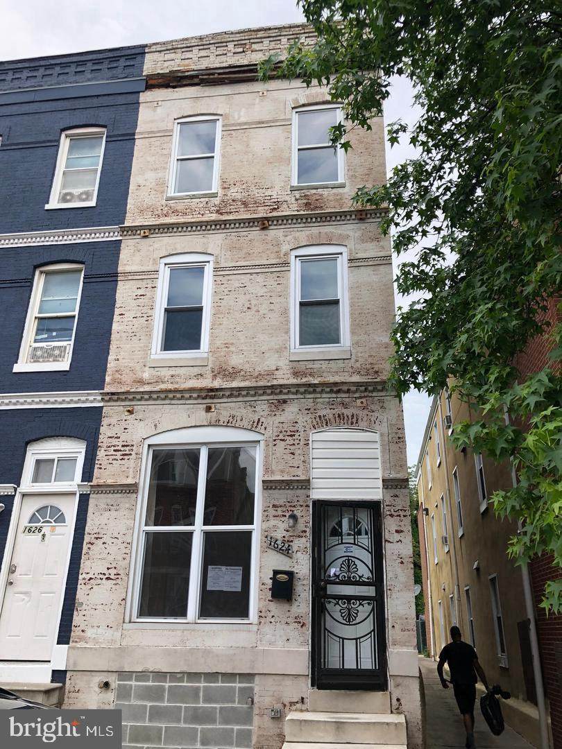 1624 Lexington Street - Photo 1