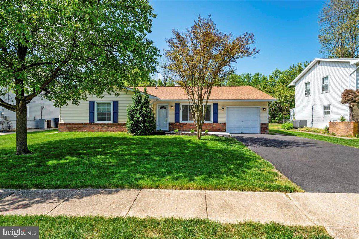 1027 Springhill Way - Photo 1