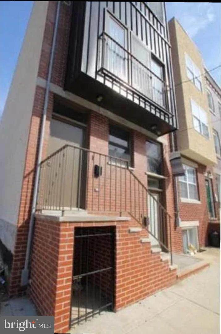 1732 Fontain Street - Photo 1