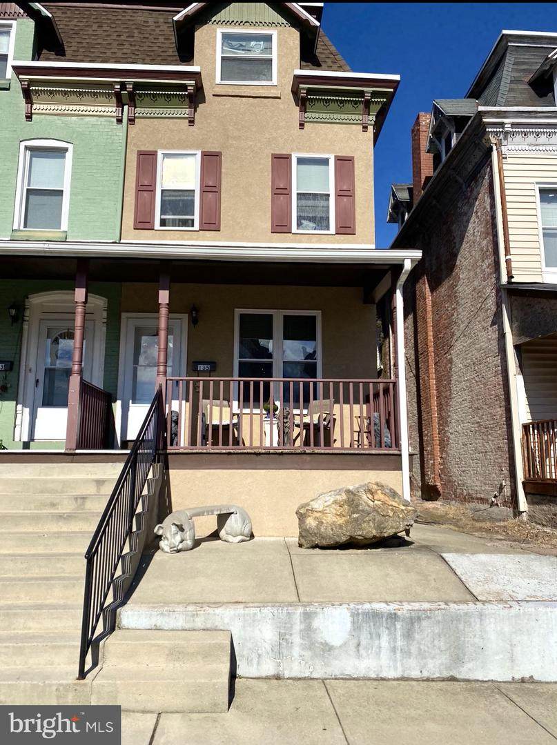 135 Elm Street - Photo 1