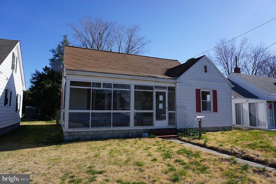 405 Appleby Avenue - Photo 1