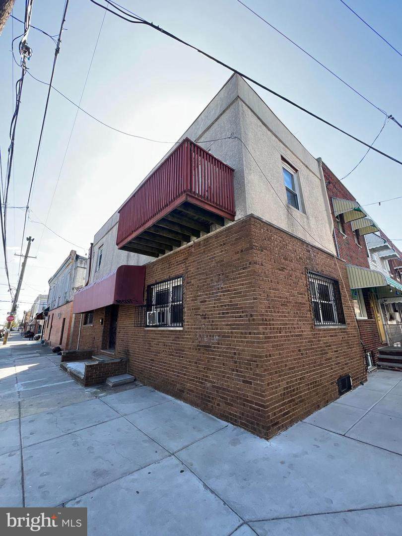 2301 Percy Street - Photo 1