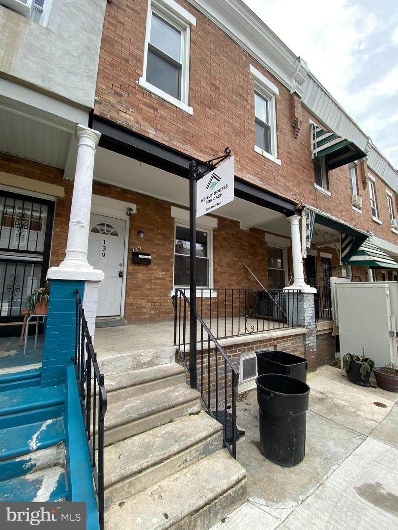 139 Wanamaker Street - Photo 1