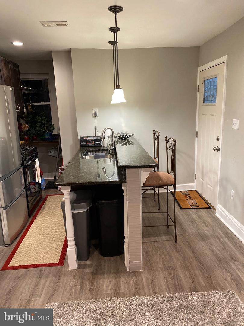 634 Diamond Street - Photo 1